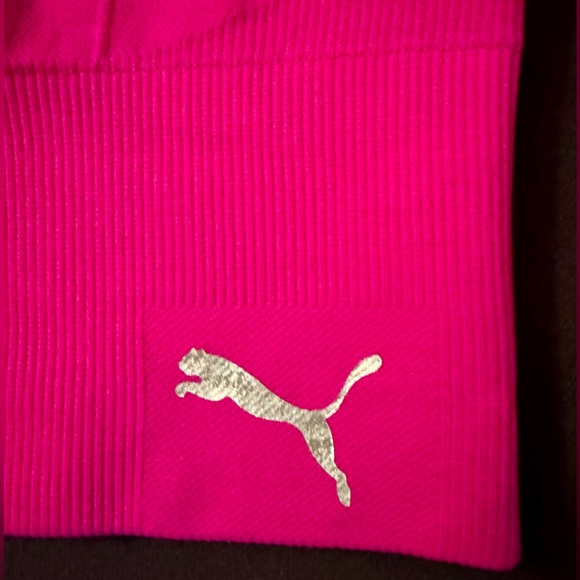 PUMA Fuchsia / Bright Pink Seamless Sports Bra - Size SMALL - Picture 10 of 10
